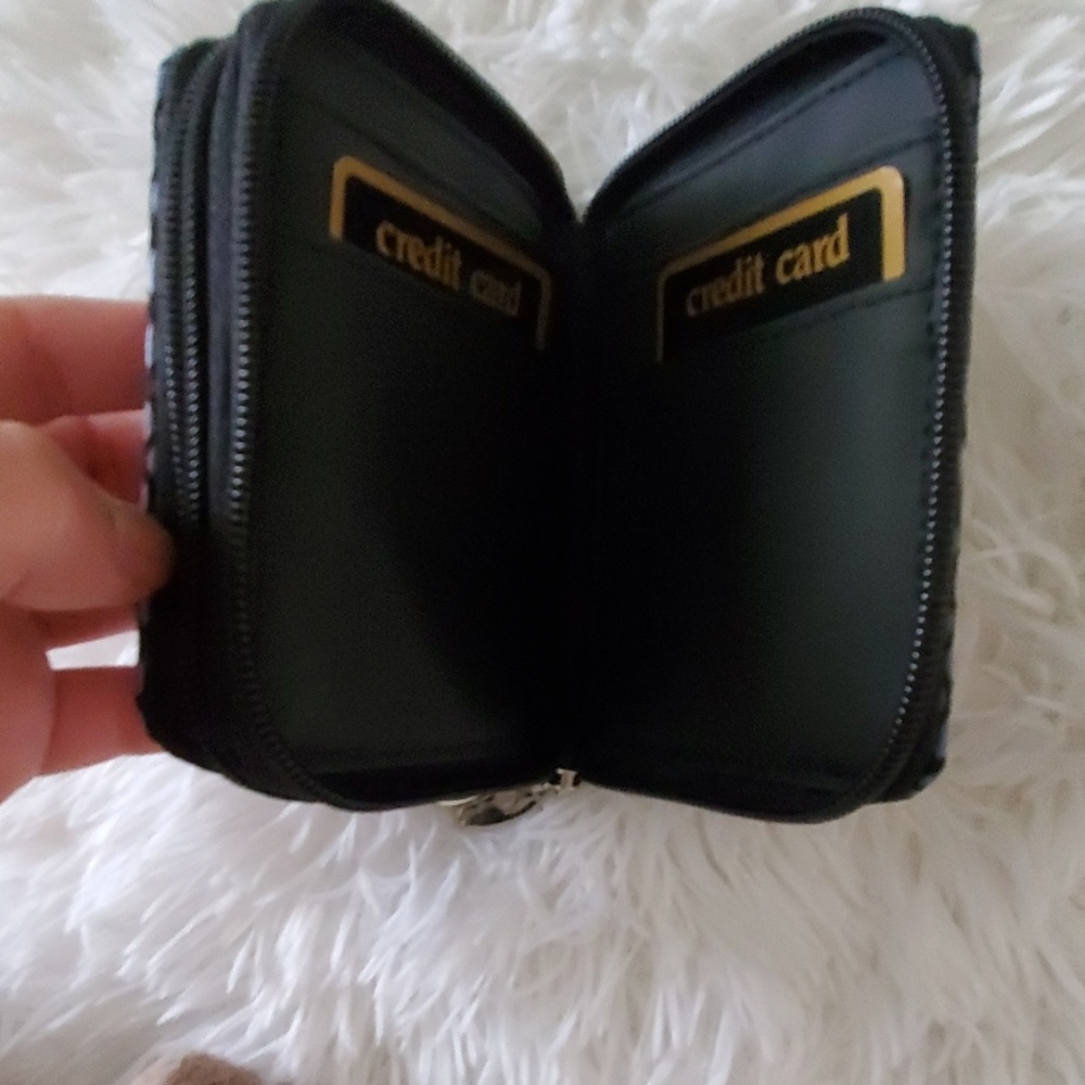 Wallet - Picture 2 of 2